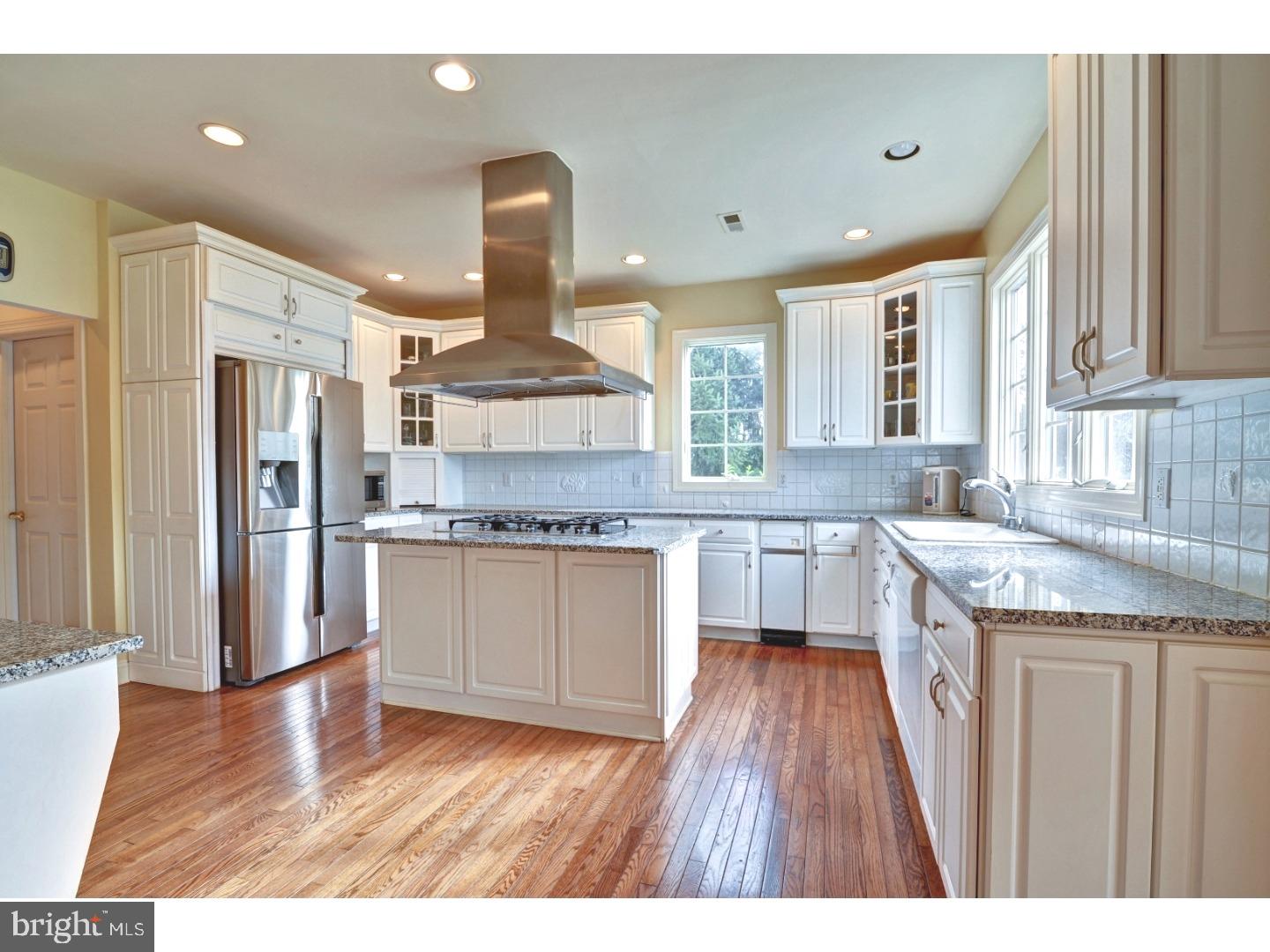 107 Stone Cliff Road Princeton, NJ 08540 - Photo 7 of 25 Kitchen