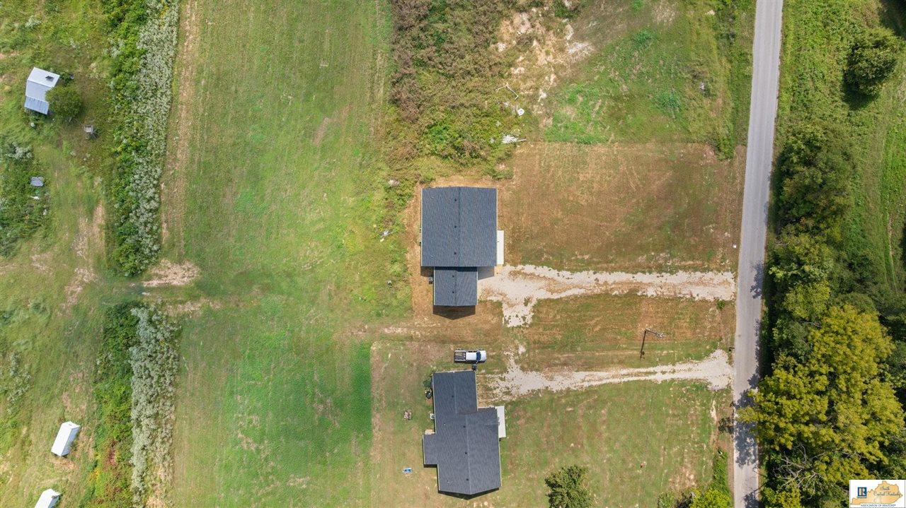 2780 Berry Store Road Smiths Grove, KY 42171 - Photo 40 of 61 Gallery Image 40