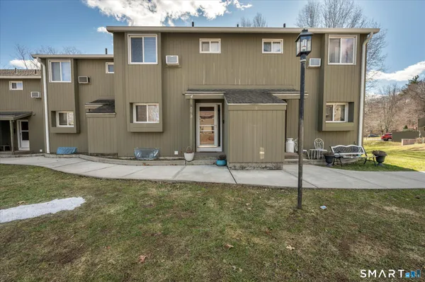 $169,900 | 13 McKenna Drive, Middletown, CT 06457