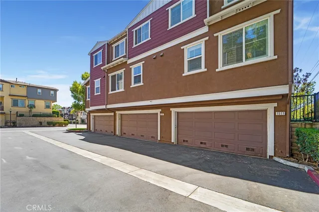 $3,500 | 1511 Ledgestone Lane, Pomona, CA 91767