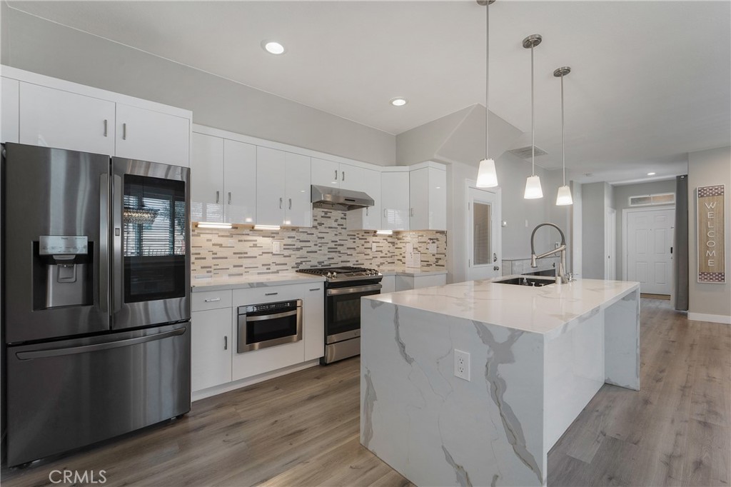 1511 Ledgestone Lane Pomona, CA 91767 - Photo 4 of 29