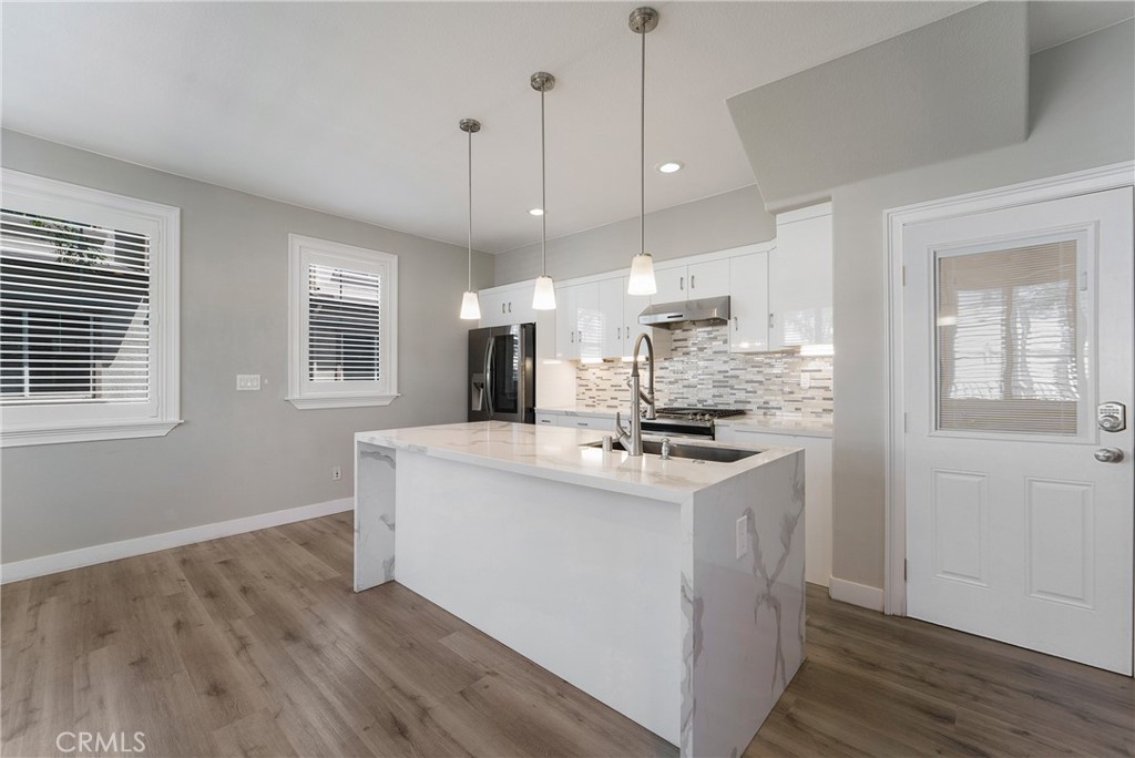 1511 Ledgestone Lane Pomona, CA 91767 - Photo 5 of 29