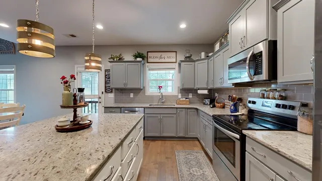 $495,000 | 55 Bransford Lane, Ellerslie, GA 31807