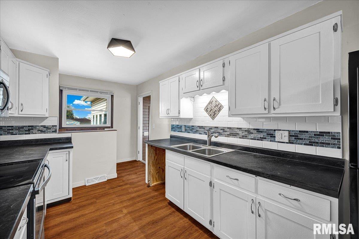 201 Olga Street Roanoke, IL 61561 - Photo 24 of 47