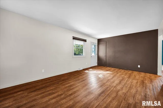 $239,900 | 201 Olga Street, Roanoke, IL 61561