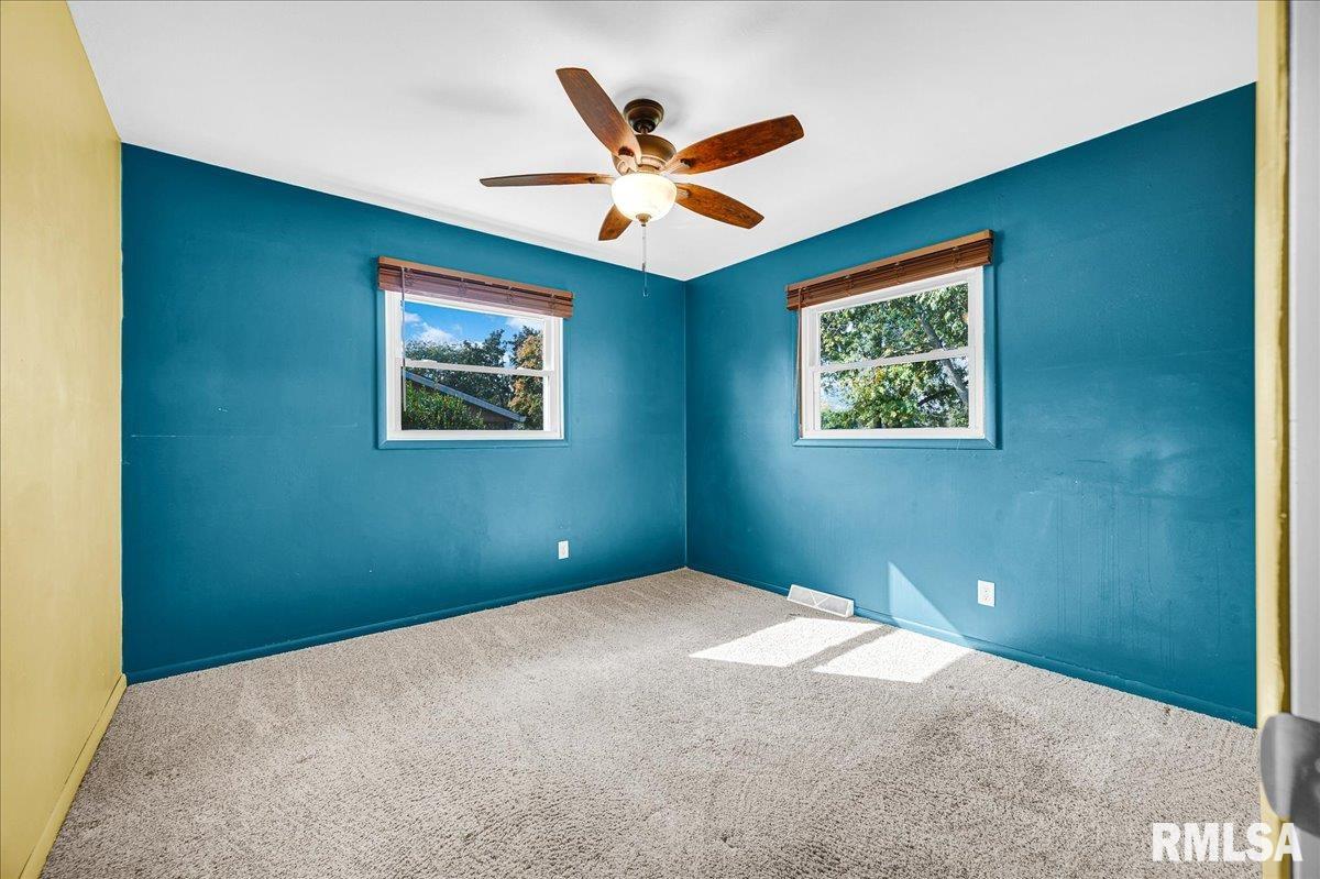 201 Olga Street Roanoke, IL 61561 - Photo 33 of 47