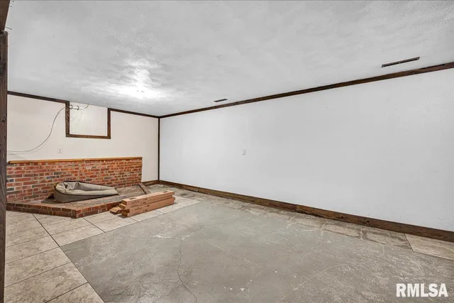 $239,900 | 201 Olga Street, Roanoke, IL 61561