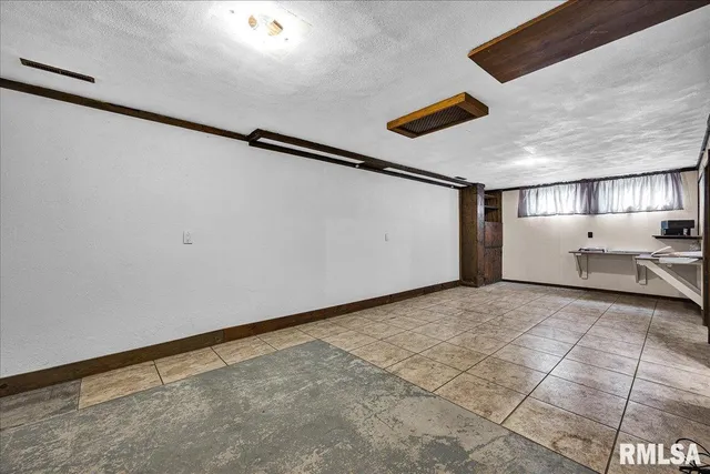 $239,900 | 201 Olga Street, Roanoke, IL 61561