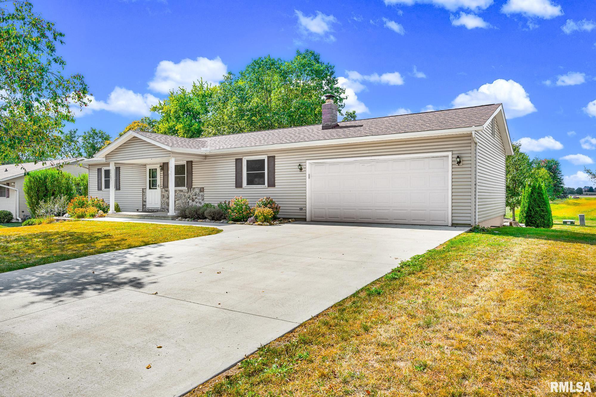 201 Olga Street Roanoke, IL 61561 - Photo 4 of 47