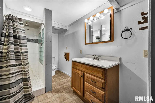 $239,900 | 201 Olga Street, Roanoke, IL 61561