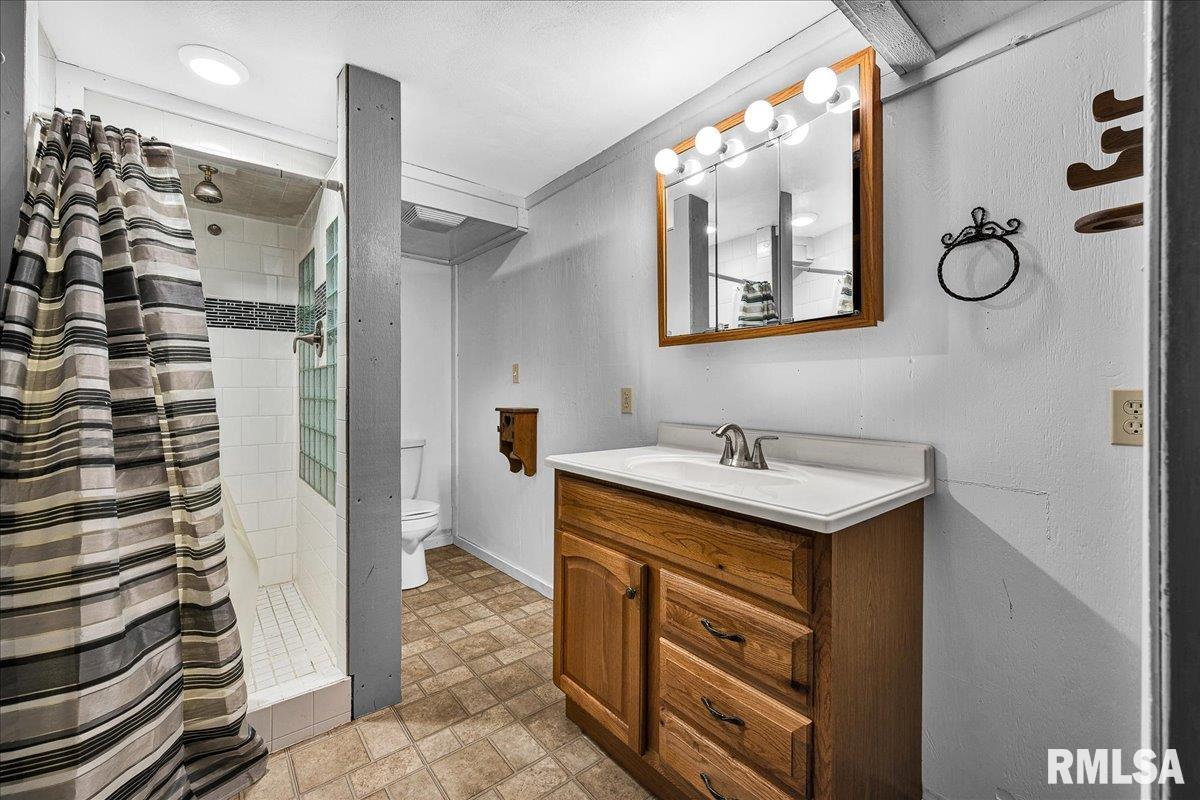 201 Olga Street Roanoke, IL 61561 - Photo 43 of 47