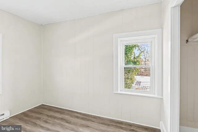 $995 | 626 State Street, Unit 4, Lemoyne, PA 17043