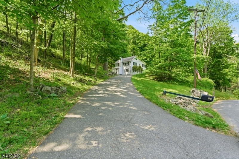 84 Scudders Road Sparta, NJ 07871 - Photo 8 of 15