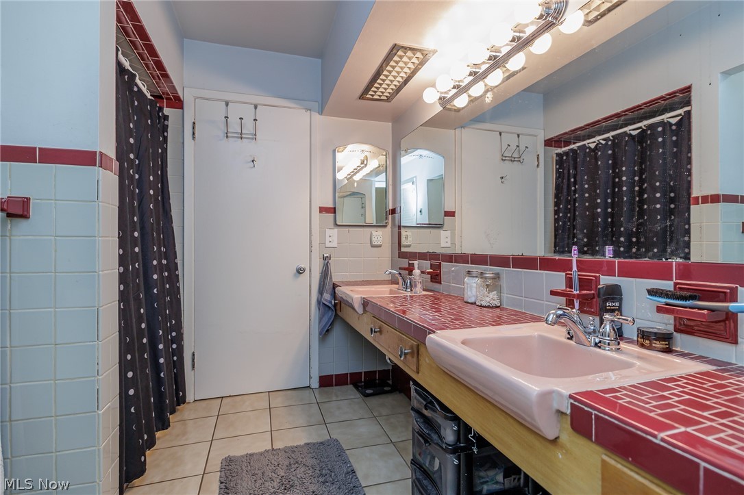 12960 Bagley Road Parma, OH 44130 - Photo 17 of 27 Gallery Image 17