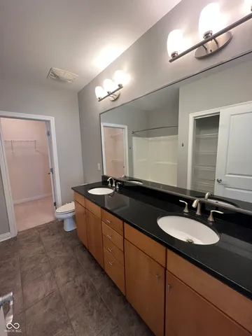 $2,095 | 521 North Park Avenue, Indianapolis, IN 46202