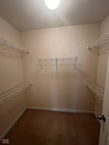 $2,095 | 521 North Park Avenue, Indianapolis, IN 46202