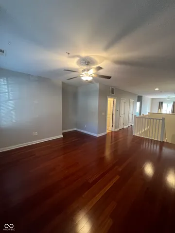 $2,095 | 521 North Park Avenue, Indianapolis, IN 46202