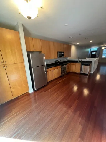 $2,095 | 521 North Park Avenue, Indianapolis, IN 46202