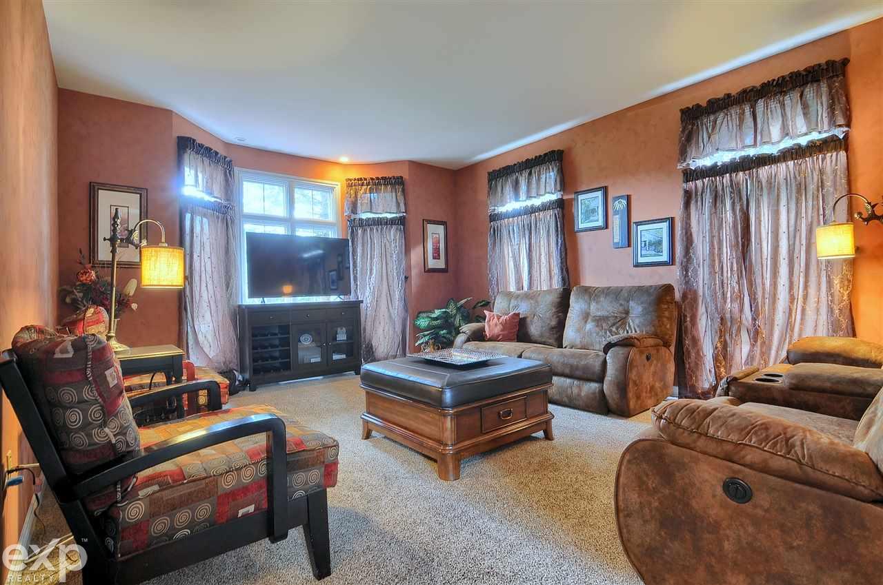 60525 Balmoral Way Rochester, MI 48306 - Photo 7 of 55 Gallery Image 7