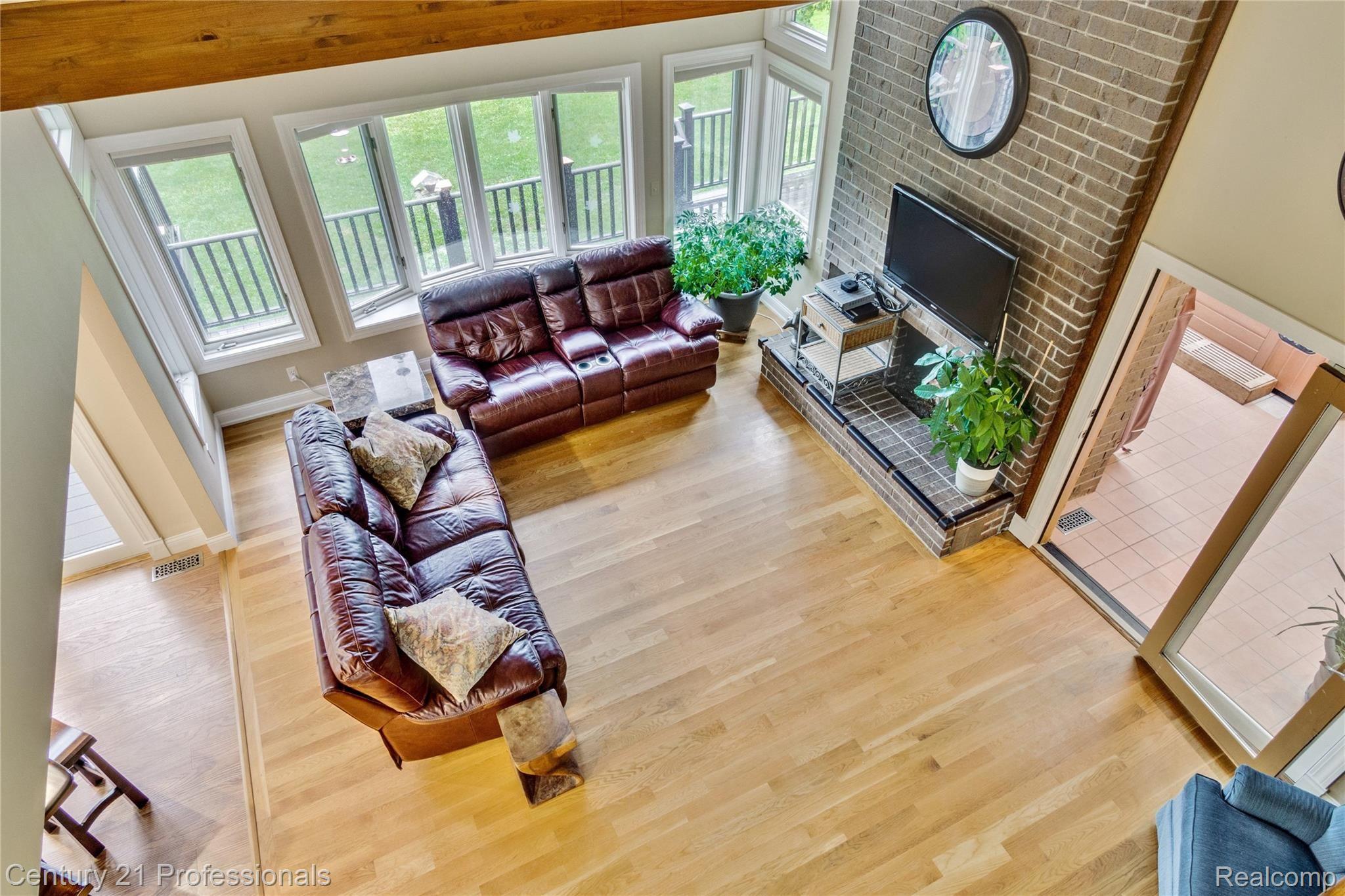 1850 Orion Road Oakland, MI 48363 - Photo 7 of 47 Great Room Natural Fireplace