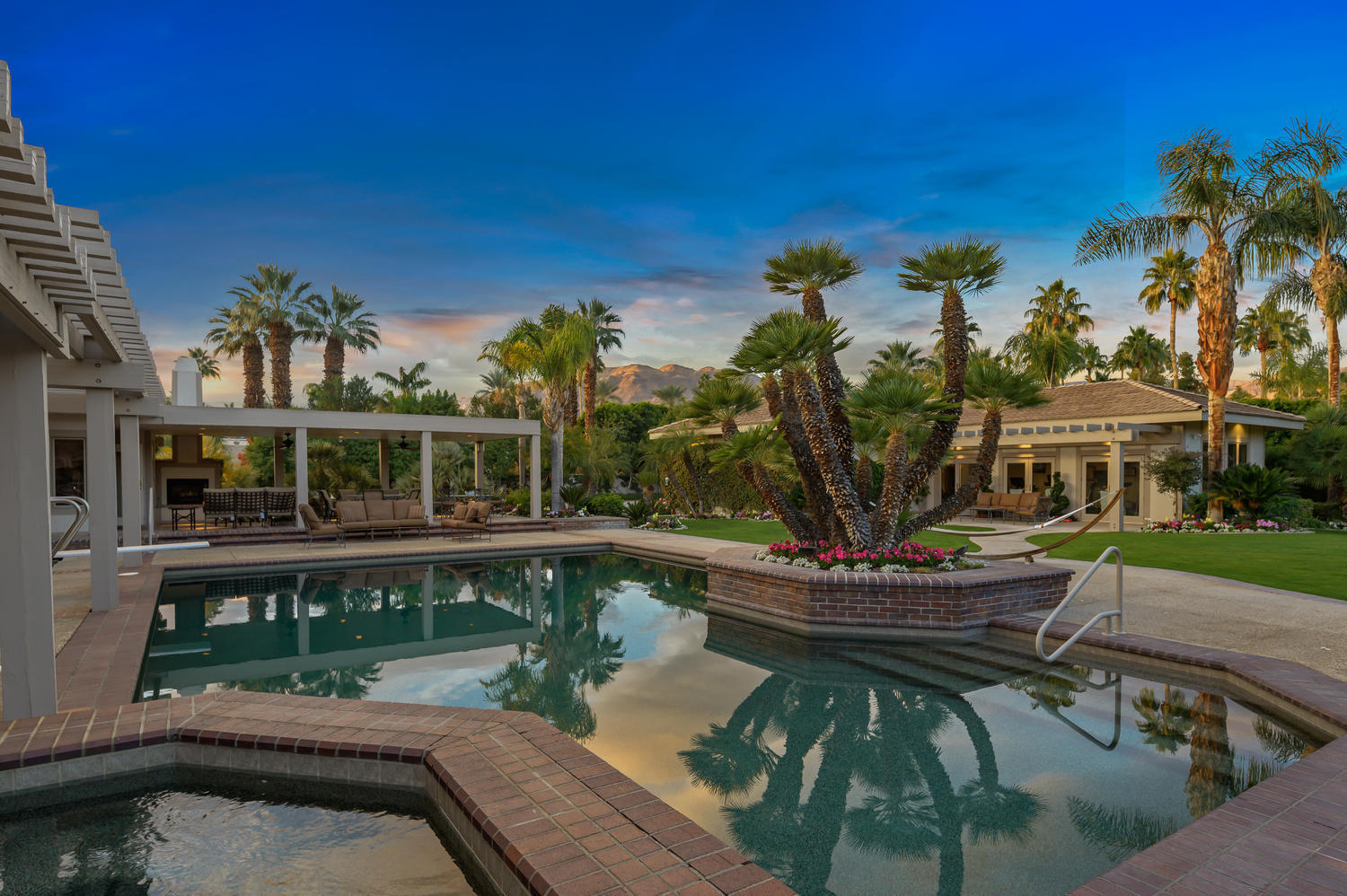 72420 Silver Spur Lane Rancho Mirage, CA 92270 - Photo 47 of 130 72420 Silver Spur Ln Rancho-large-023-02
