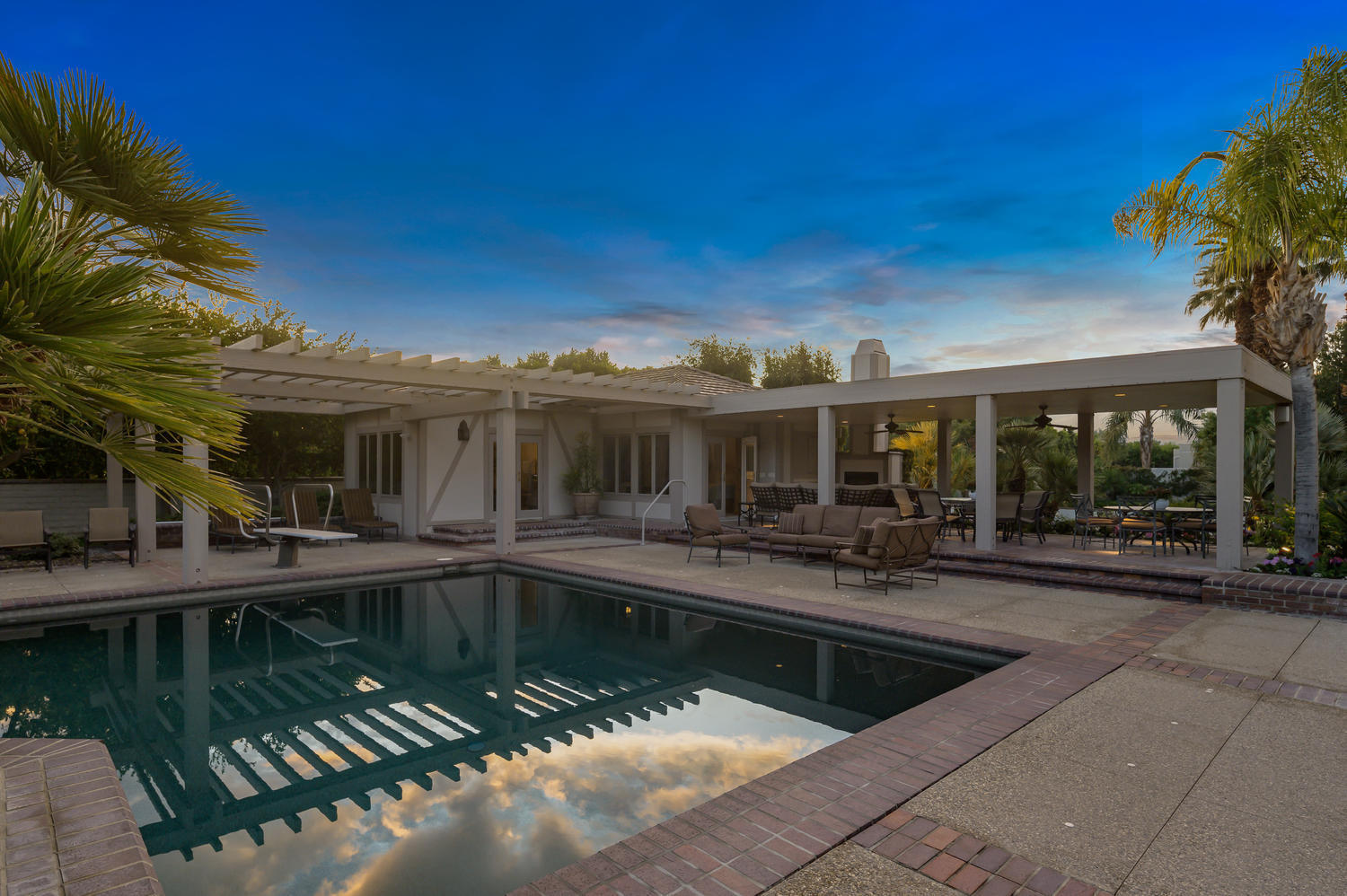 72420 Silver Spur Lane Rancho Mirage, CA 92270 - Photo 53 of 130 72420 Silver Spur Ln Rancho-large-017-01