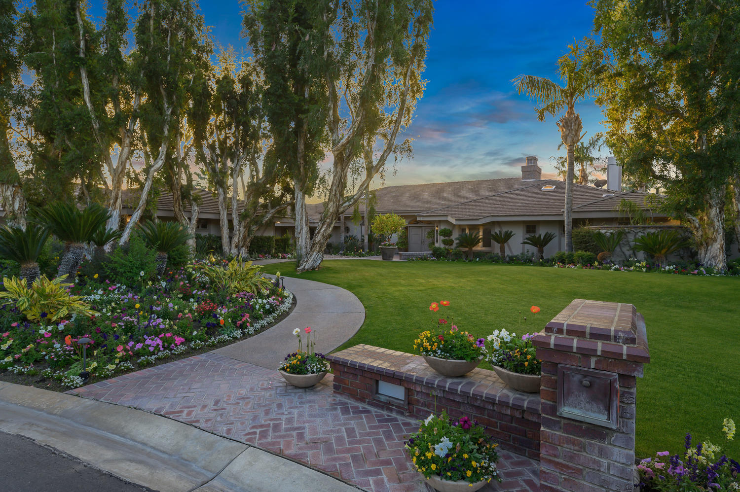 72420 Silver Spur Lane Rancho Mirage, CA 92270 - Photo 56 of 130 72420 Silver Spur Ln Rancho-large-025-03