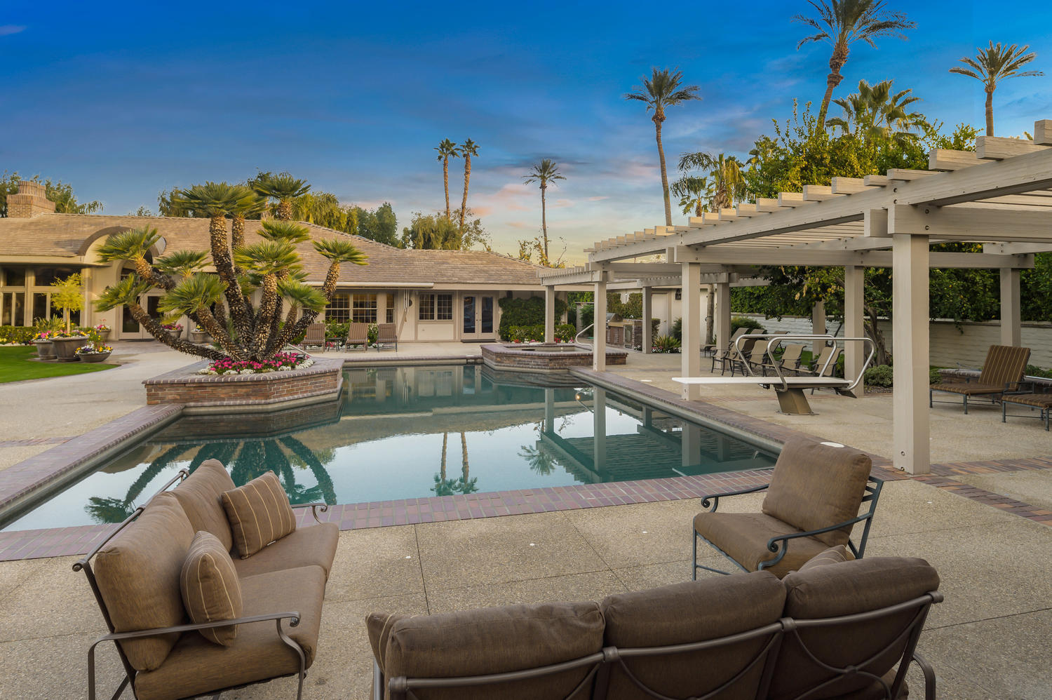 72420 Silver Spur Lane Rancho Mirage, CA 92270 - Photo 58 of 130 72420 Silver Spur Ln Rancho-large-051-04
