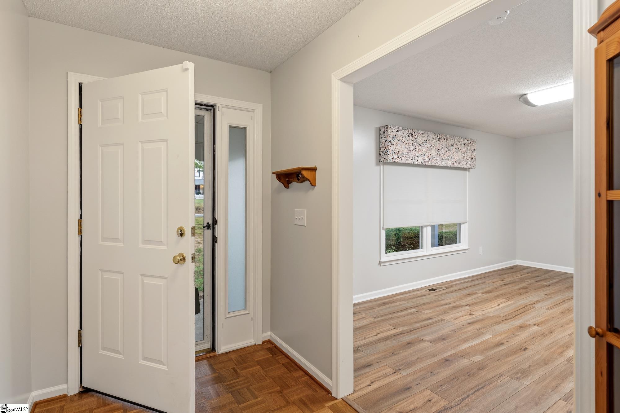 1014 East Queen Street Pendleton, SC 29670 - Photo 5 of 44