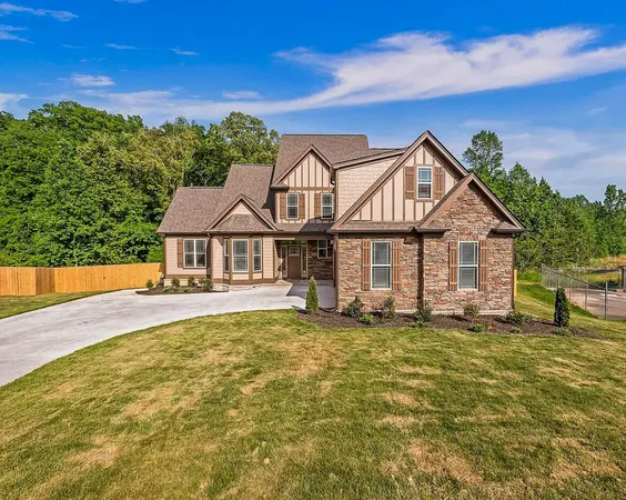 $3,500 | 8028 Burgundy Circle, Unit 82, Chattanooga, TN 37421