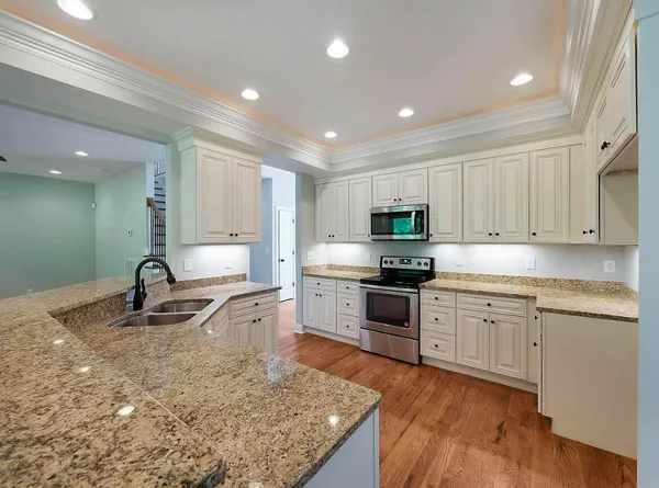 $3,500 | 8028 Burgundy Circle, Unit 82, Chattanooga, TN 37421