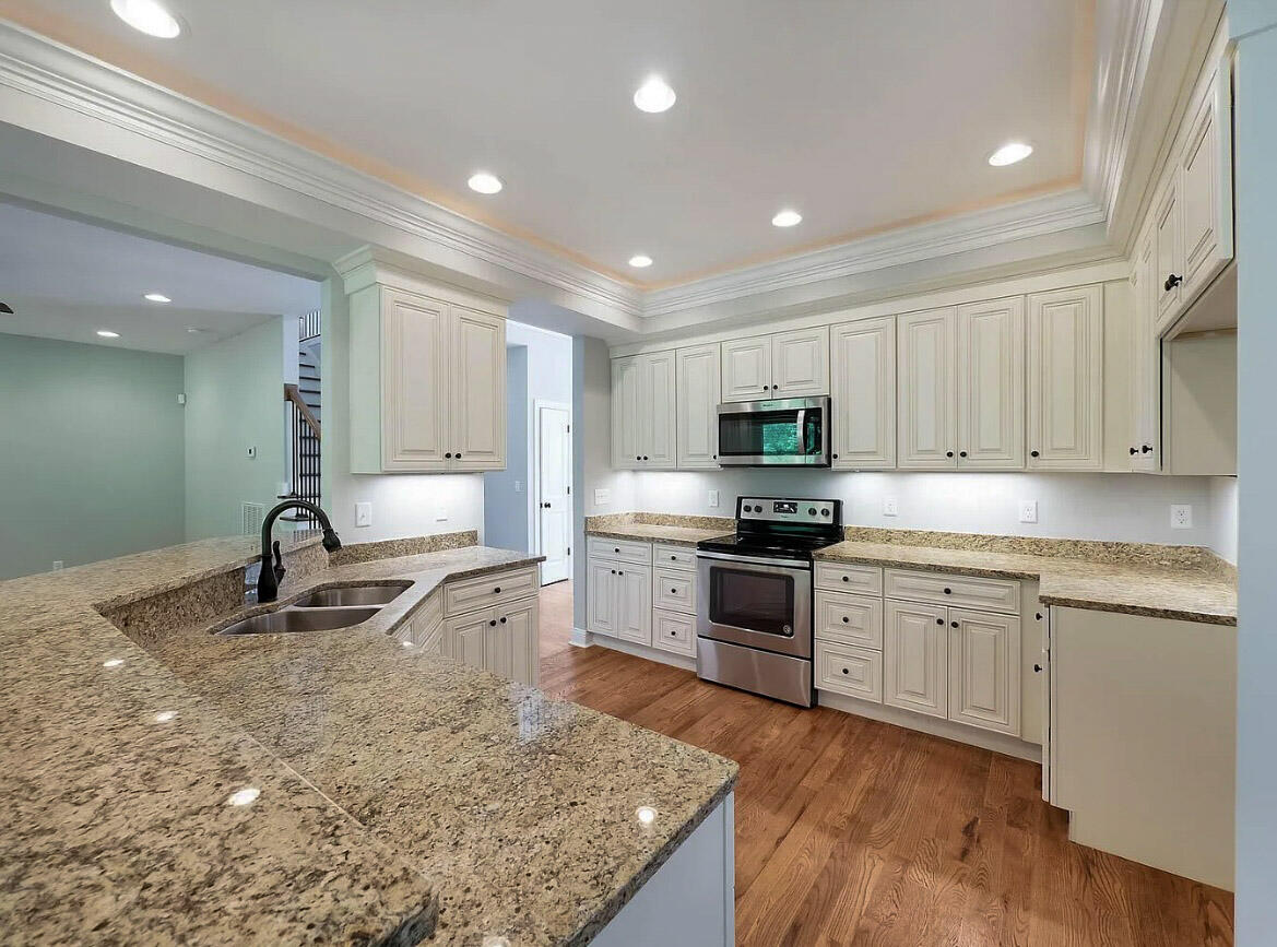 8028 Burgundy Circle, Unit 82 Chattanooga, TN 37421 - Photo 18 of 40 18-IMG_5365