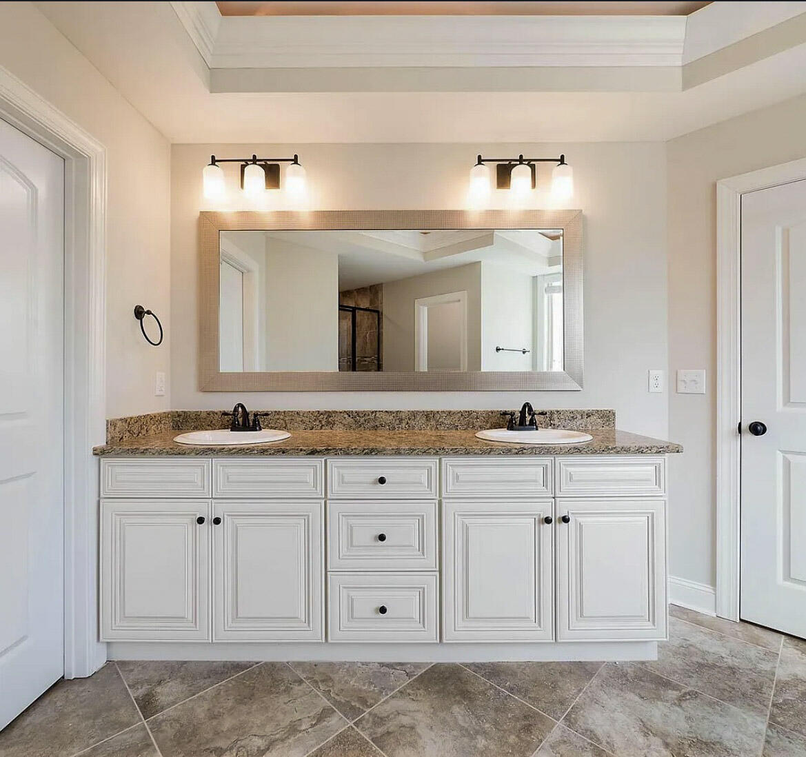 8028 Burgundy Circle, Unit 82 Chattanooga, TN 37421 - Photo 26 of 40 26-IMG_5373