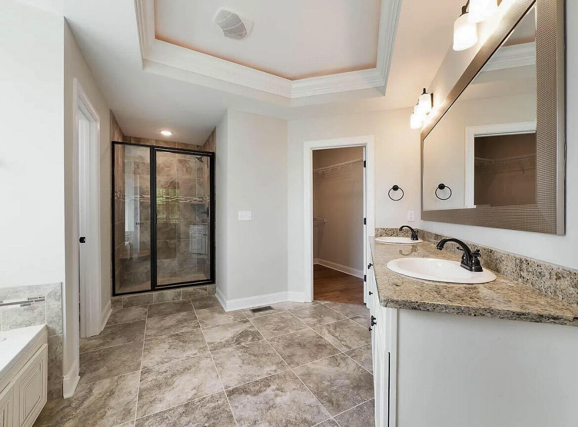 8028 Burgundy Circle, Unit 82 Chattanooga, TN 37421 - Photo 27 of 40 27-IMG_5374