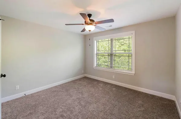 $3,500 | 8028 Burgundy Circle, Unit 82, Chattanooga, TN 37421