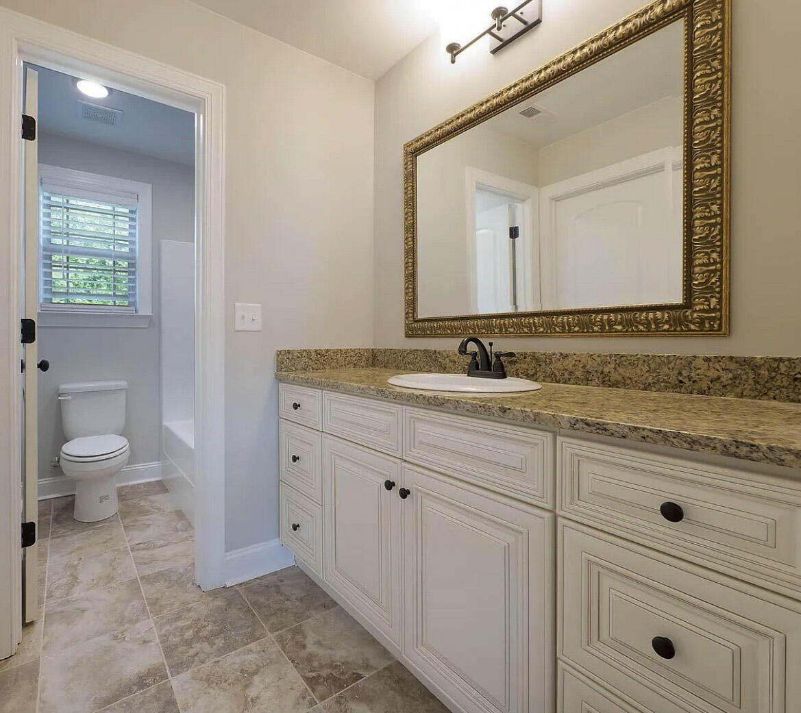 8028 Burgundy Circle, Unit 82 Chattanooga, TN 37421 - Photo 36 of 40 36-IMG_5383