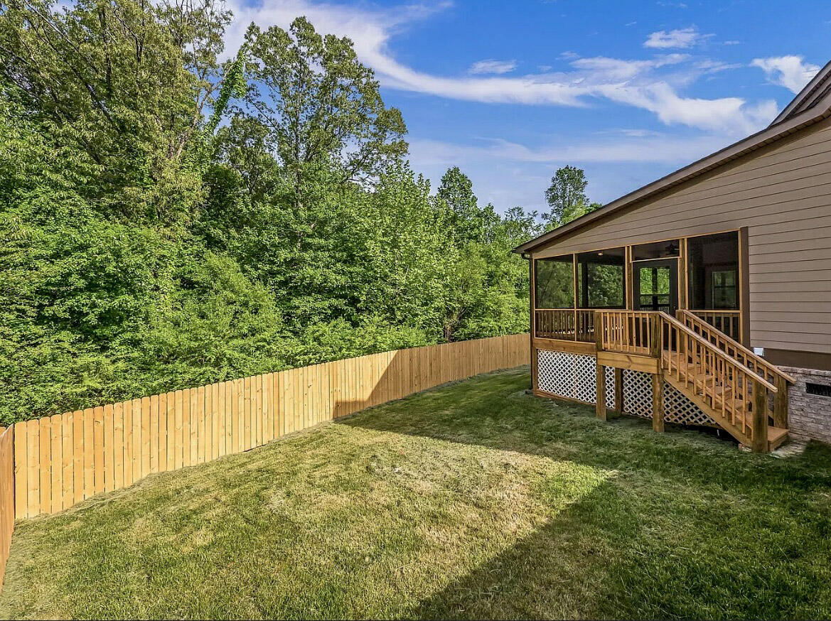 8028 Burgundy Circle, Unit 82 Chattanooga, TN 37421 - Photo 38 of 40 38-IMG_5385