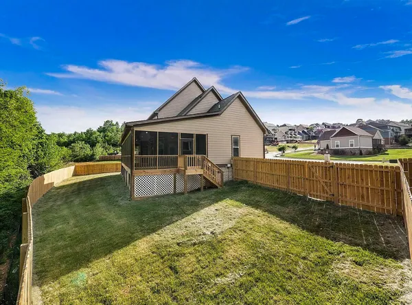 $3,500 | 8028 Burgundy Circle, Unit 82, Chattanooga, TN 37421