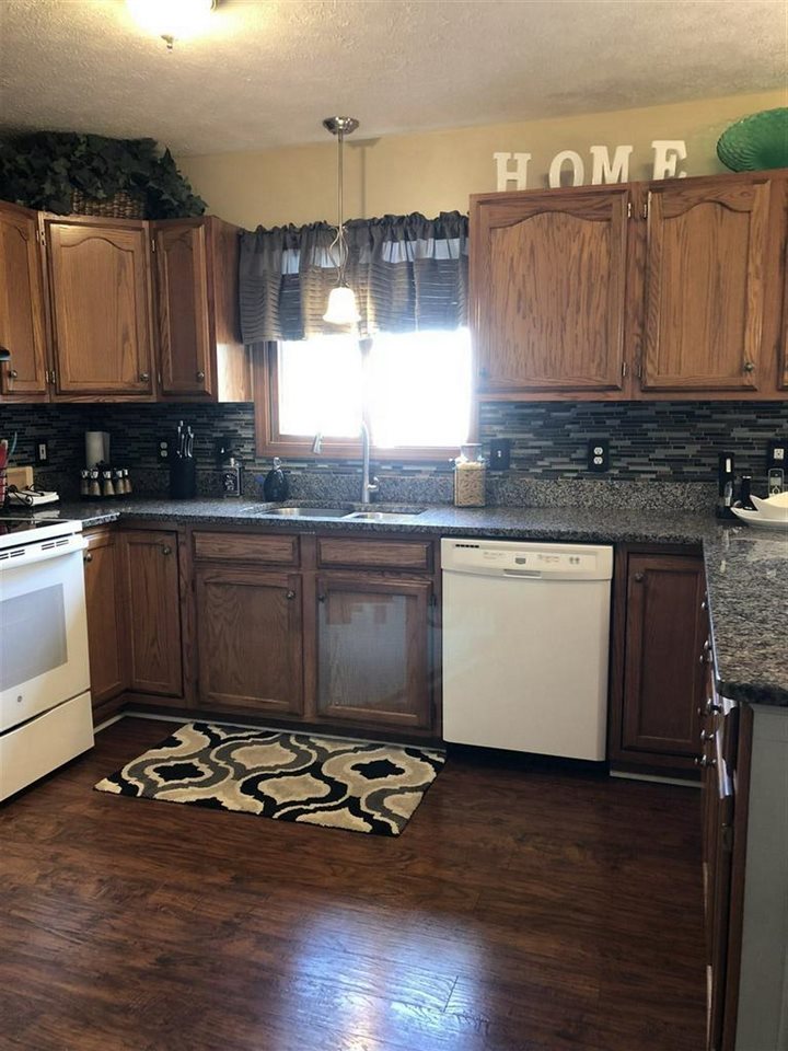 2773 Pinckney Road Howell, MI 48843 - Photo 2 of 52 21507910-1.JPG