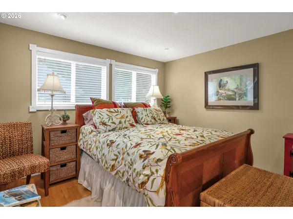 $560,000 | 6027 View Loop, Florence, OR 97439