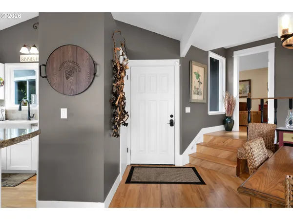 $560,000 | 6027 View Loop, Florence, OR 97439