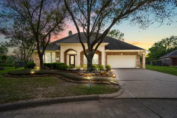 $460,000 | 5810 Sequoia Trace Court, Spring, TX 77379