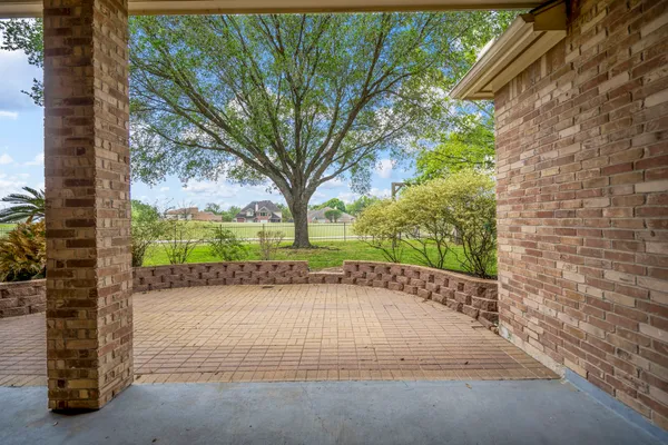 $460,000 | 5810 Sequoia Trace Court, Spring, TX 77379