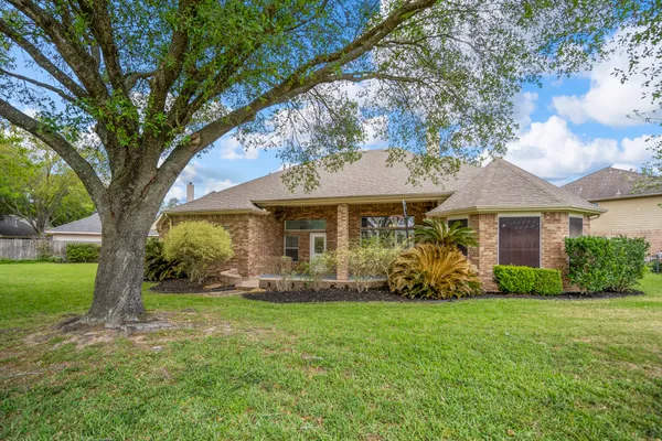 $460,000 | 5810 Sequoia Trace Court, Spring, TX 77379
