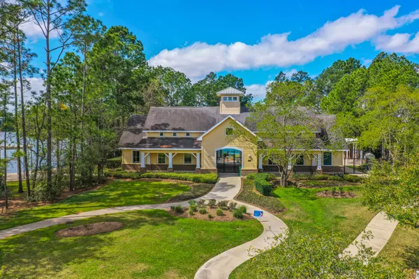 $460,000 | 5810 Sequoia Trace Court, Spring, TX 77379