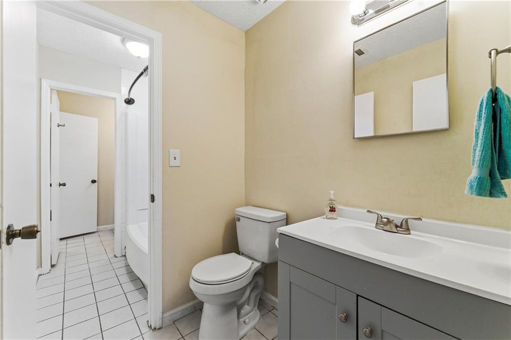 1448 Pine Log Road Northeast, Unit B Conyers, GA 30012 - Photo 15 of 25