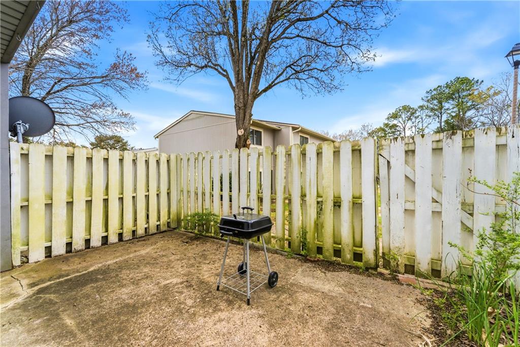 1448 Pine Log Road Northeast, Unit B Conyers, GA 30012 - Photo 23 of 25