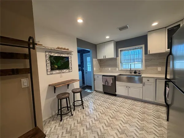 $2,750 | 2516 3rd Avenue South, St. Petersburg, FL 33712