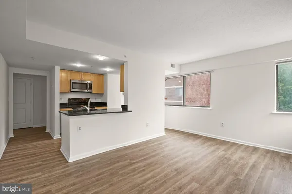 $2,700 | 1225 13th Street Northwest, Unit 407, Washington, DC 20005