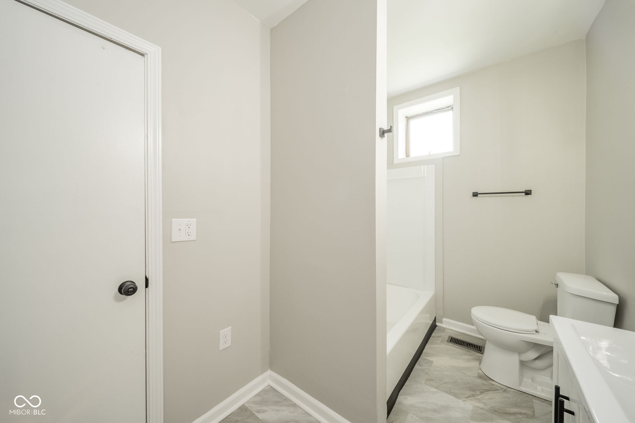 314 Craven Street Sweetser, IN 46952 - Photo 15 of 29